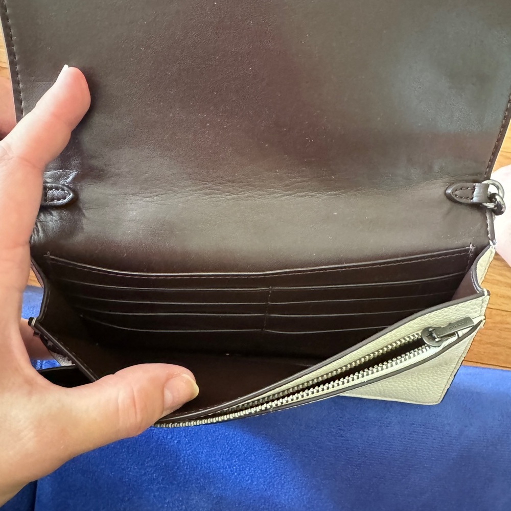 White coach floral crossbody - Picture 2 of 3